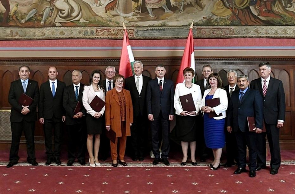 Zápisky o dôležitosti národnostného hovorcu v parlamente Maďarska